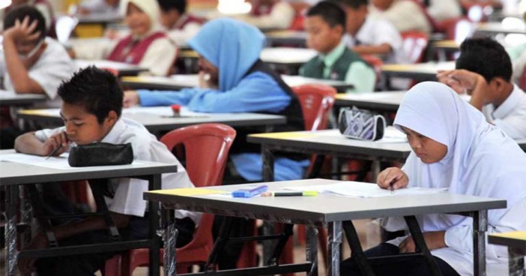 Agar Anak Tak Lupa Ilmu Yang Dipelajari Waktu Periksa, Ibu Bapa Lakukan Amalan Ini