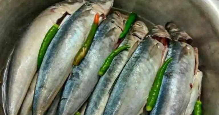 Cara Buat Ikan Rebus Versi Thai, Makin Lama Simpan Makin Sedap