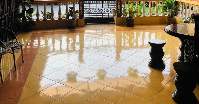 Bancuh 2 Bahan Ini Dengan Air Panas Suam Bila Mop Lantai Supaya Bersih Berkilat