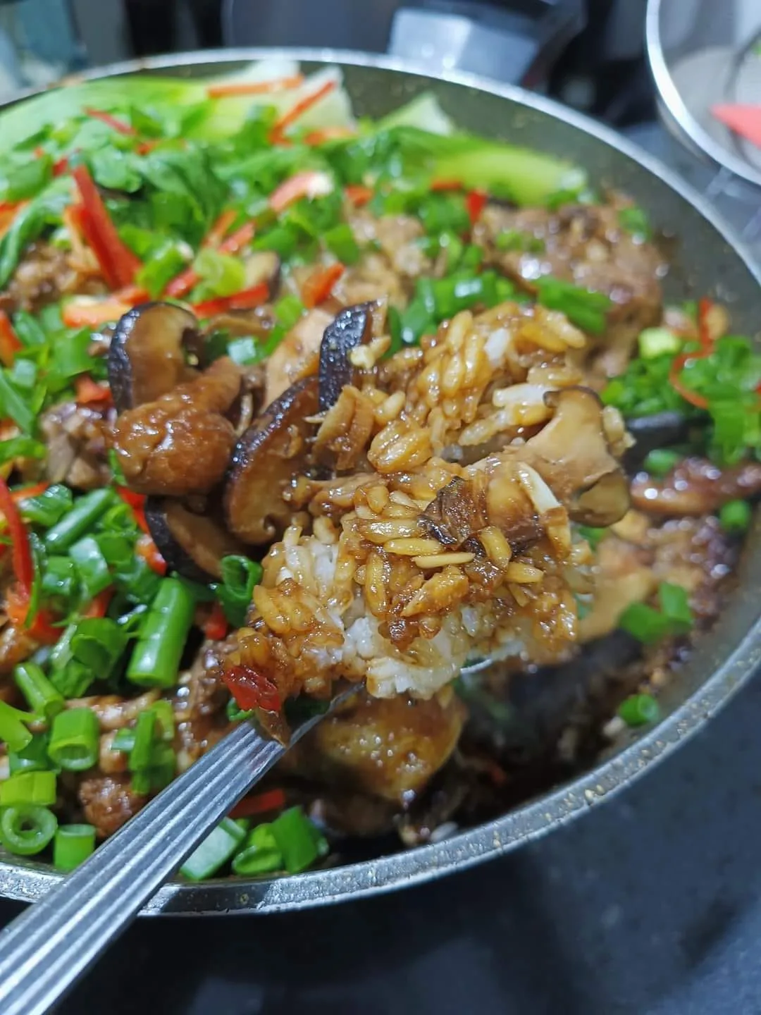 Nasi Ayam Claypot Masak Guna Periuk Biasa, Ini Caranya. Sekali Masak Satu Famili Boleh Makan