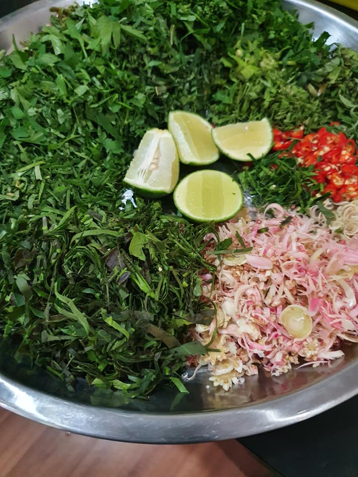 Cara Buat Nasi Ulam, Sedap Wangi Penuh Khasiat 15 Ulam. Sekali Makan Teringat-Ingat