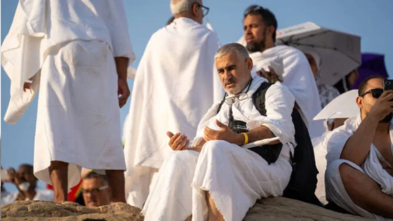 Inisiatif Arab Saudi Kitar Semula Kain Ihram, Lebih 211 Tan Sisa Tekstil Berjaya Dikurangkan