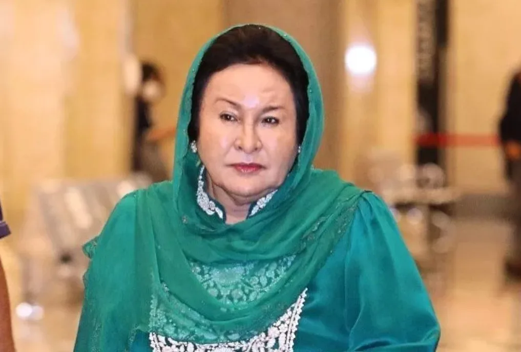 Rosmah Diarah Bayar RM67.4 Juta Kepada Syarikat Lubnan, Mahkamah Tinggi Putuskan Gagal Pulangkan 43 Barang Kemas 5 Rosmah Diarah Bayar RM67.4 Juta Kepada Syarikat Lubnan, Mahkamah Tinggi Putuskan Gagal Pulangkan 43 Barang Kemas