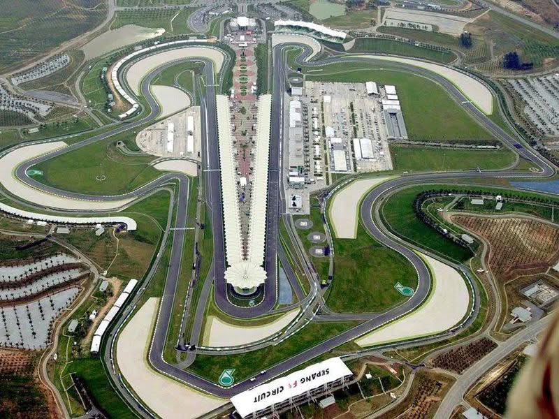 Jangan Salah Pilih Tempat Duduk, Ini Zon Terbaik Untuk Tonton Perlumbaan Di Litar Sepang