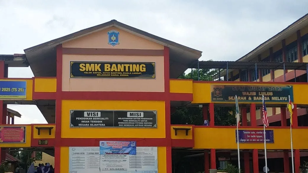 Pelajar SMK Banting Ditikam Belasan Kali, Polis Siasat Motif Kejadian