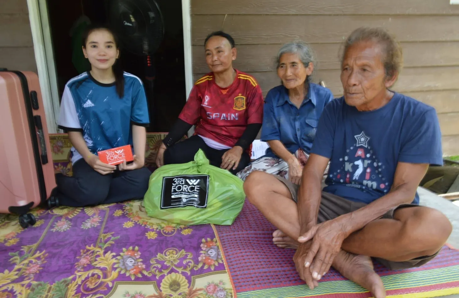 Ibu Gaji RM800, Lovely Buktikan Latar Belakang Bukan Penghalang Raih PNGK 4.0 STPM 7 Ibu Gaji RM800, Lovely Buktikan Latar Belakang Bukan Penghalang Raih PNGK 4.0 STPM