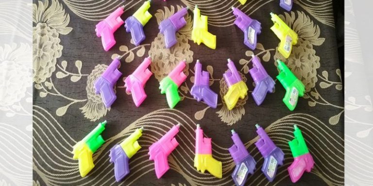 Parent, Pesan Pada Anak Jangan Beli Jajan ‘Pistol’ Air Ini! Elak Kejadian Murid Koma Berulang