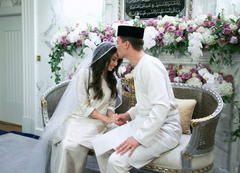 Puteri Sultan Johor Terima Mas Kahwin RM22.50