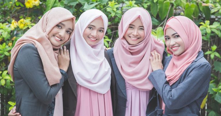 Wanita Pantai Timur Kena Buat 8 Perkara Ini Waktu Muda Kalau Impi Nak Bersara Tenang